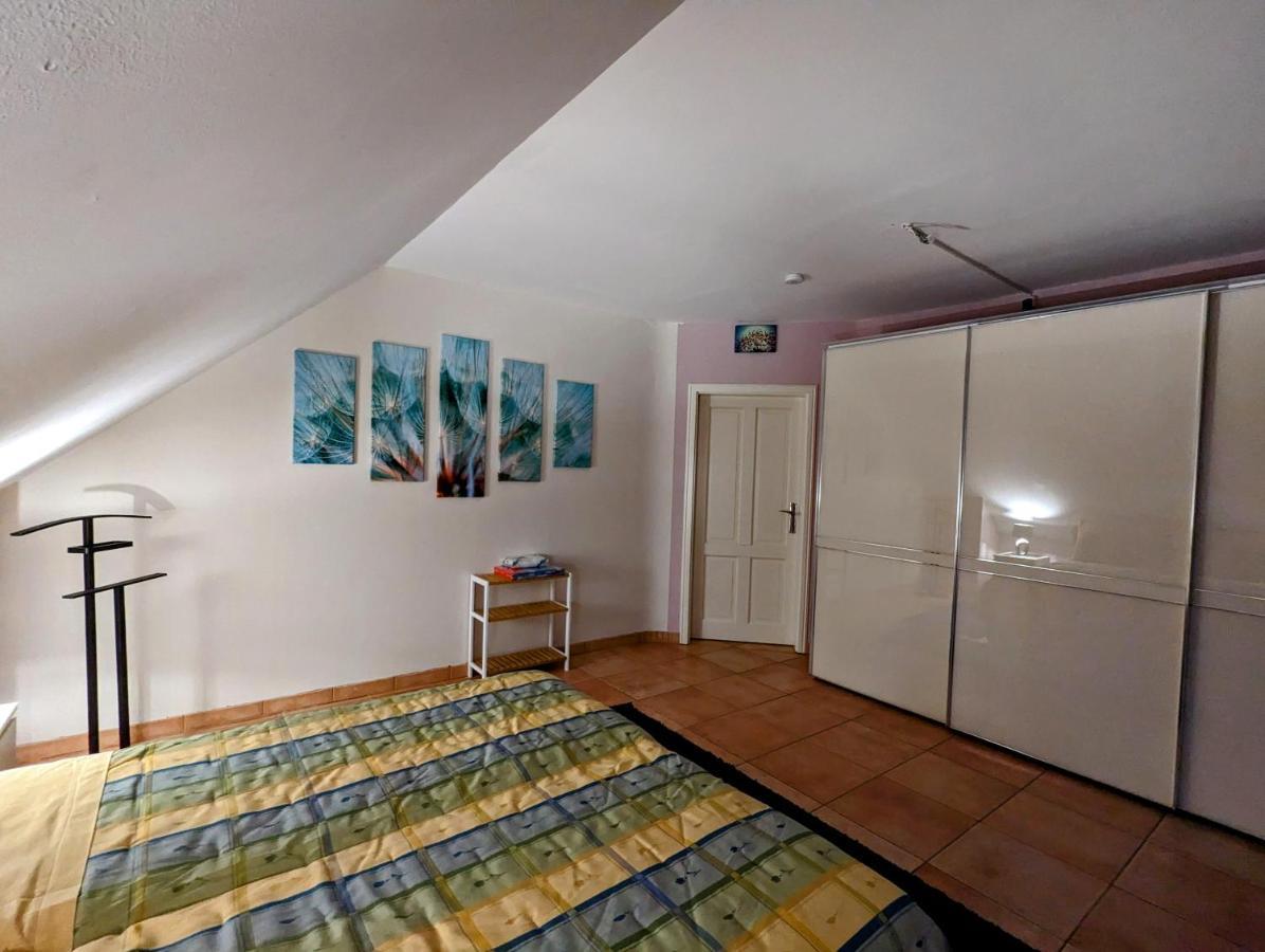 Grosse Schoenheit Mit Panoramablick Euskirchen Exterior foto
